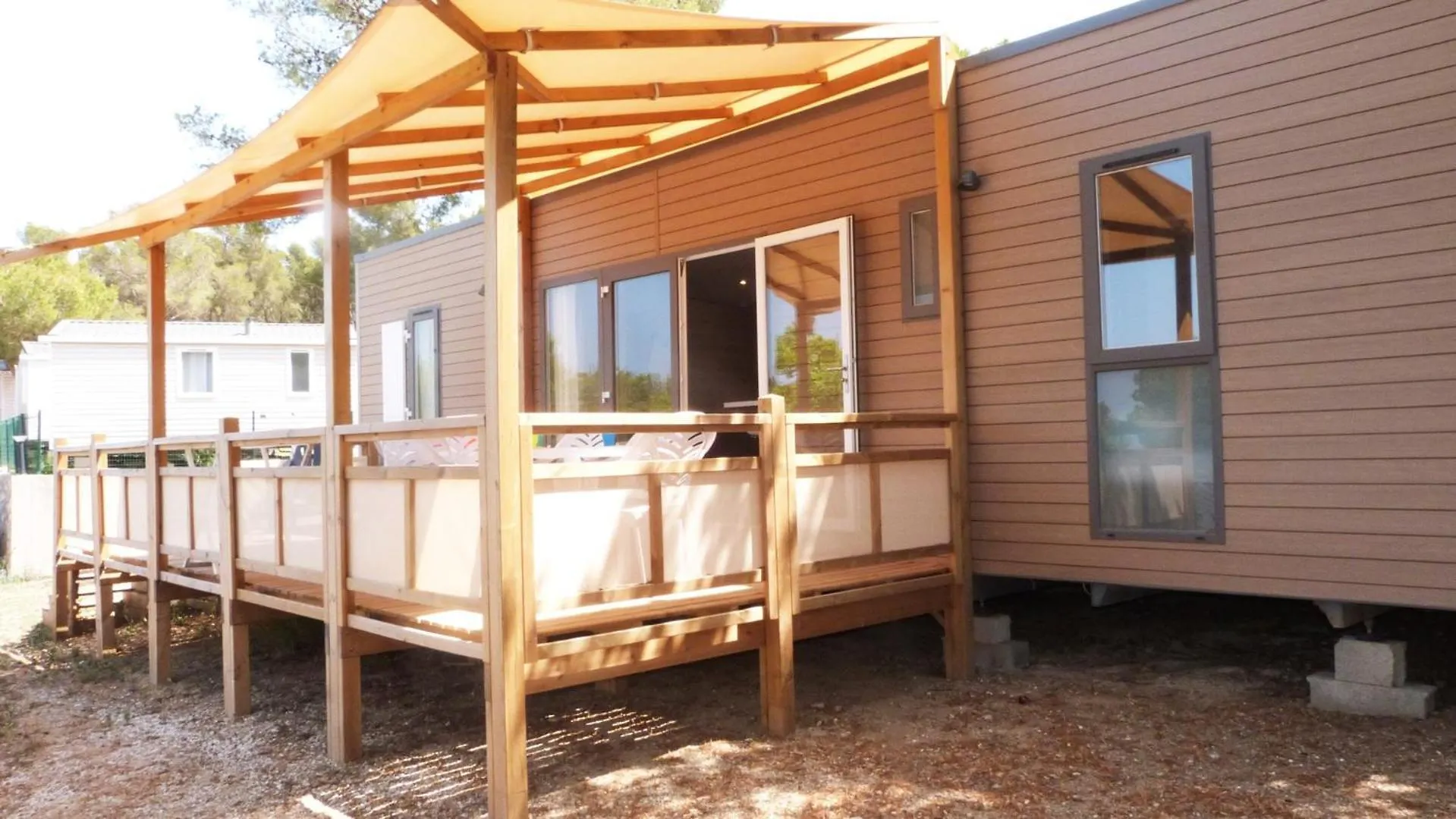 ***  Camping le Méditerranée Hyères France